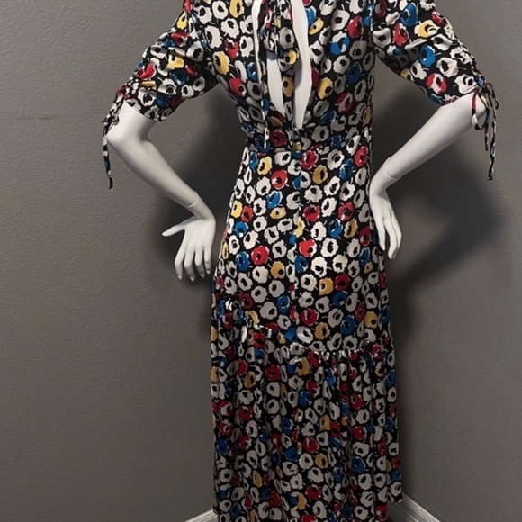 TOPSHOP Women”s Primary Floral In Black Tiered  Midi Dress Size 4 - Picture 5 of 14